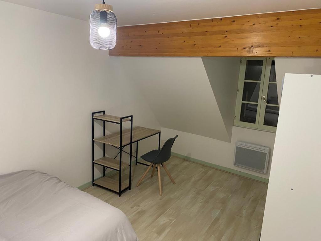 Chez Papa Hotel Тонер Екстериор снимка