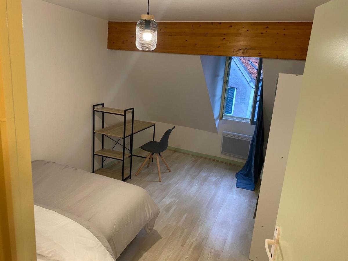 Chez Papa Hotel Тонер Екстериор снимка